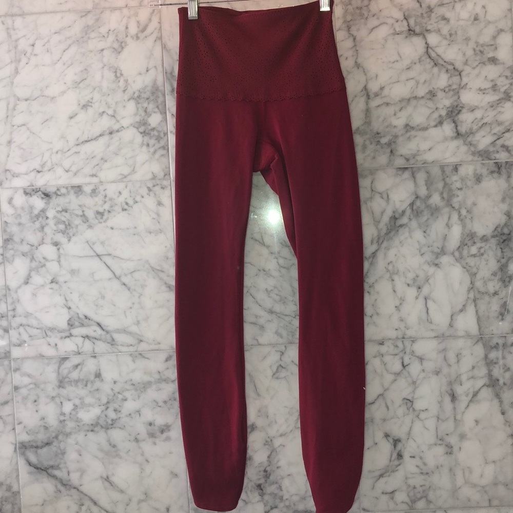 Red leggings - Picture 2 of 5